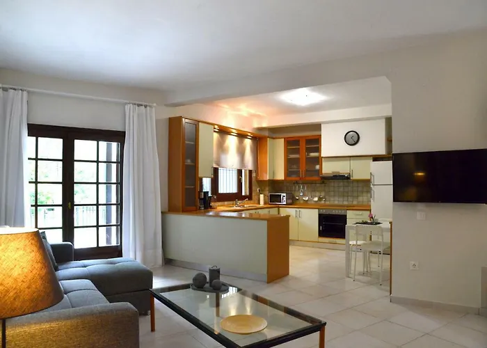 B Home In Panorama